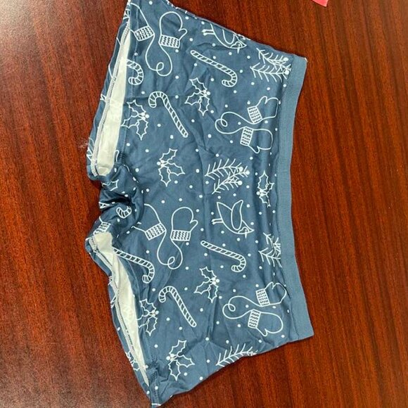 Knotty Underwear - Picture 5 of 10